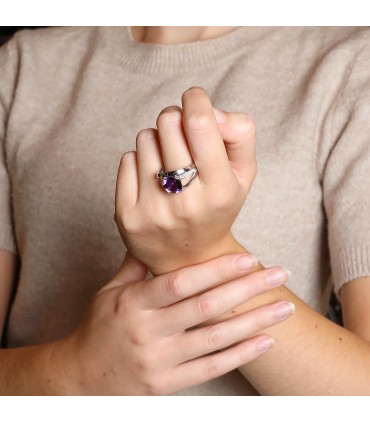 Mellerio Dits Meller amethyst, diamonds and gold ring