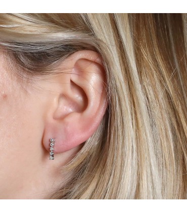 Mauboussin Trois Grains d’Amour diamonds and gold earrings