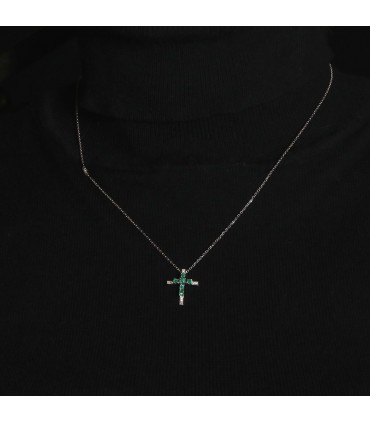 Gold, emeralds and diamonds necklace