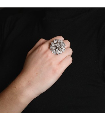 Diamonds and gold ring