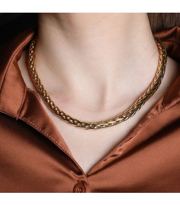 Gold necklace