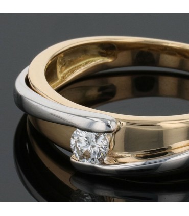 Two tones gold and diamond ring