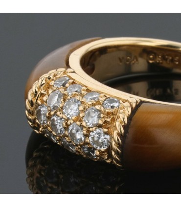 Van Cleef & Arpels Philippine gold, eye of tiger and diamonds ring