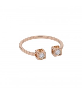 Dinh Van Cube diamonds and gold ring