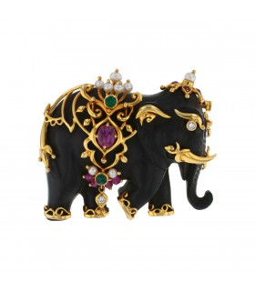 Broche Elephant en or, bois, rubis, émeraudes et diamants