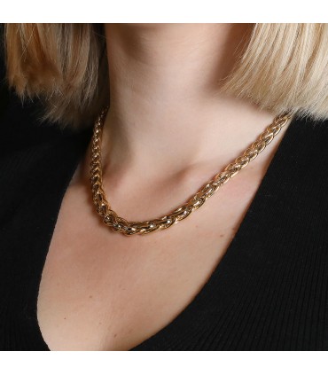 Collier or