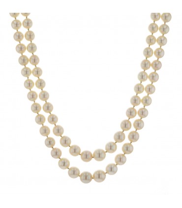 Cultured pearls and gold necklace