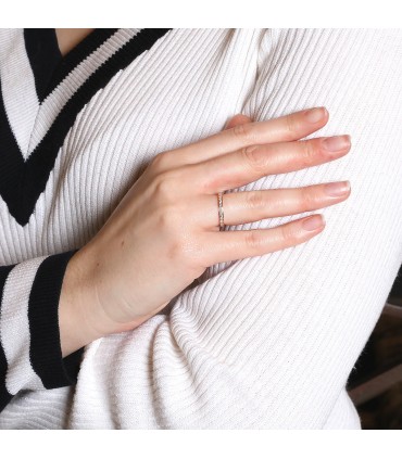 Mauboussin Lovissime diamonds and gold ring