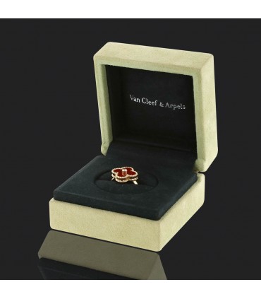 Van Cleef & Arpels Vintage Alhambra gold, cornelian and diamond ring