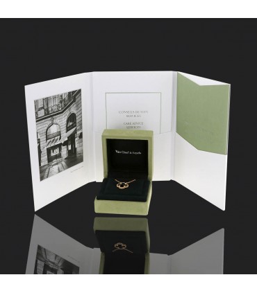 Van Cleef & Arpels Vintage Alhambra onyx and gold necklace