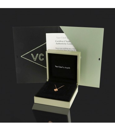 Van Cleef & Arpels Sweet Alhambra gold necklace