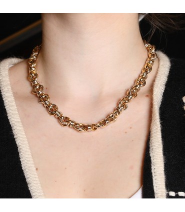 Caplain three tones gold necklace