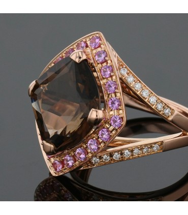 Mauboussin Fou de Toi pink sapphires, diamonds, quartz and gold ring