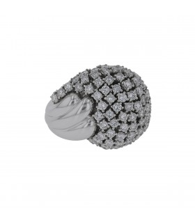 Diamonds and gold ring