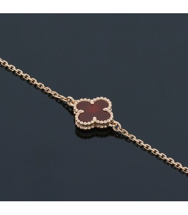 Van Cleef & Arpels Sweet Alhambra cornaline and gold bracelet