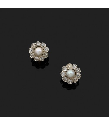 Boucles d’oreilles or, diamants et perle