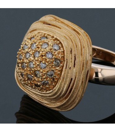 Bague or, diamants cognac