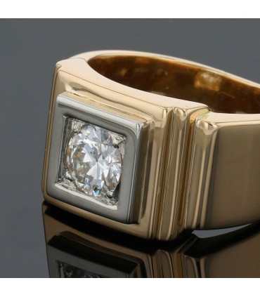Gold and diamond ring