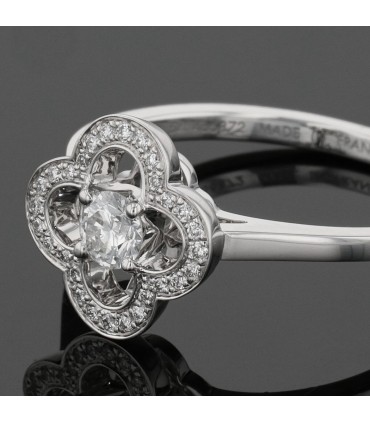 Louis Vuitton diamonds and gold ring