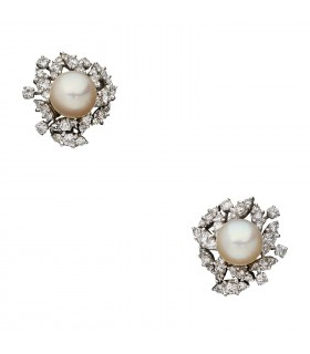 Boucles d’oreilles or, perles et diamants