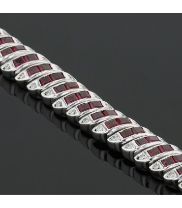 Gold, rubies and diamonds bracelet