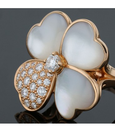 Van Cleef & Arpels Cosmos mother-of-pearl, diamonds and gold ring