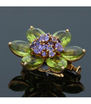 Van Cleef & Arpels Hawaï peridots, amethysts and gold brooch