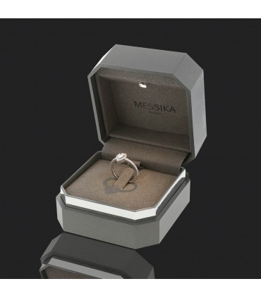 Messika Solitaire M-Love diamonds and gold ring