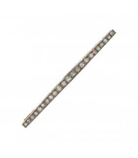 Platinum, gold and diamonds brooch