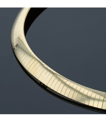 Van Cleef & Arpels gold necklace