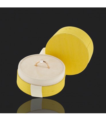 Pomellato M’ama non M’ama moonstone and gold ring