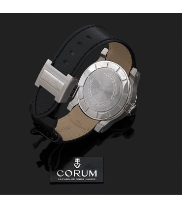 Montre Corum Romulus