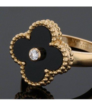 Van Cleef & Arpels Vintage Alhambra onyx, diamond and gold ring