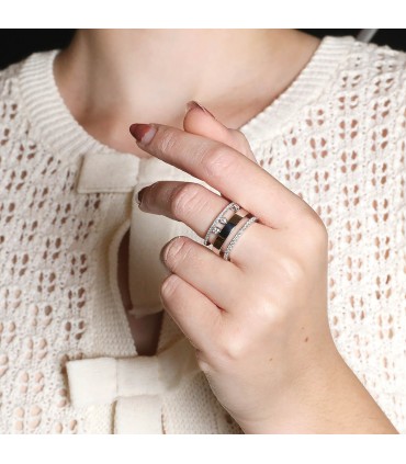 Messika Move Romane diamonds and gold ring