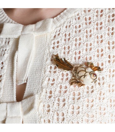 Broche Poisson