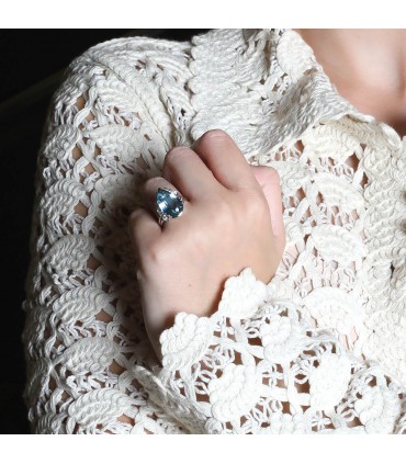 Aquamarine, diamonds and platinum ring