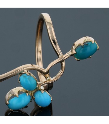 Turquoise and gold ring