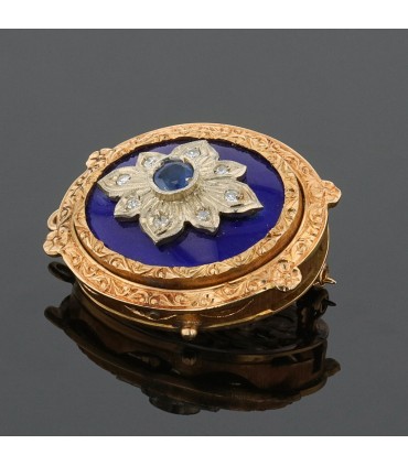 Broche médaillon