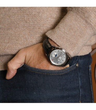 Jaeger Lecoultre Master Control stainless steel watch