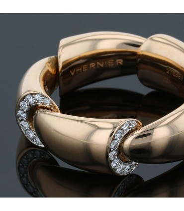 Vhernier Calla diamonds and gold ring