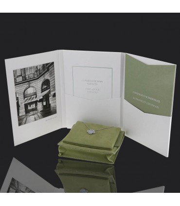 Van Cleef & Arpels Vintage Alhambra calcedony and gold necklace