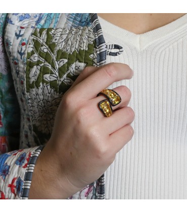 Gold, ceramic and yellow sapphires ring