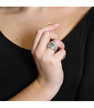 Two tones gold and diamonds ring