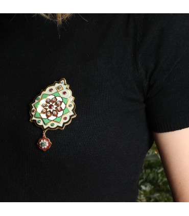 Broche orientale