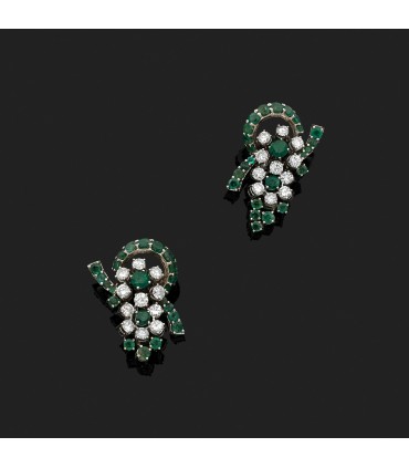 Boucles d’oreilles émeraudes et diamants