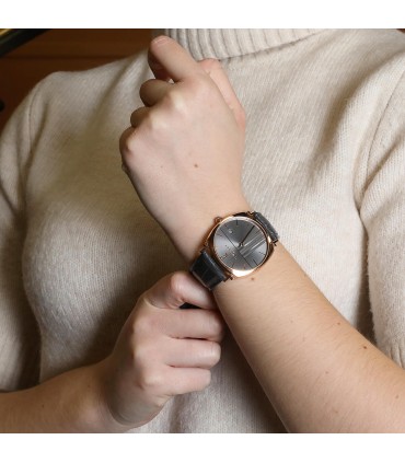 Chaumet Dandy gold watch