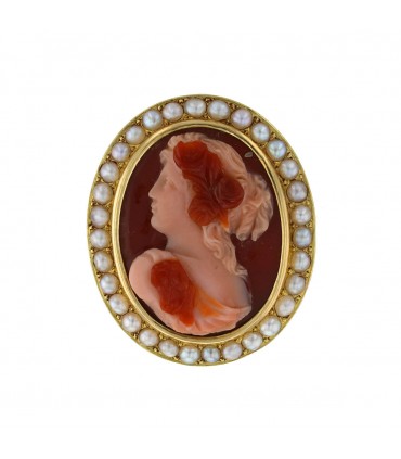 Sardonyx, mabe pearls and gold Cameo brooch