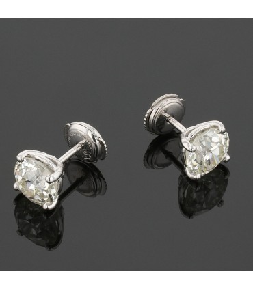 Diamonds and gold earrings