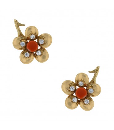 Chaumet coral, diamonds and gold earrings