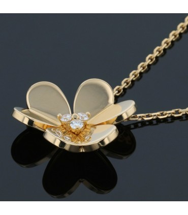 Van Cleef & Arpels Frivole diamonds and gold necklace